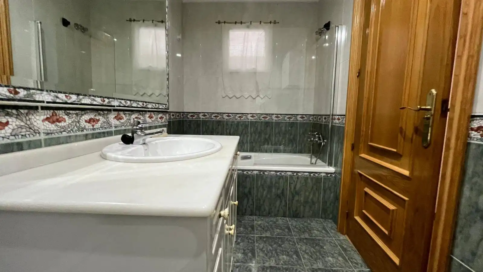 Baño de Piso en venta en Elche / Elx