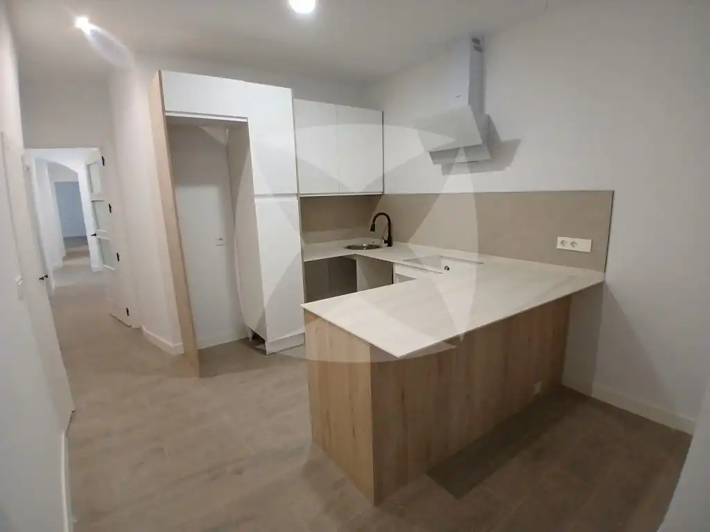 Piso con ascensor en venta en Calle Suárez Somontes, imagen 9