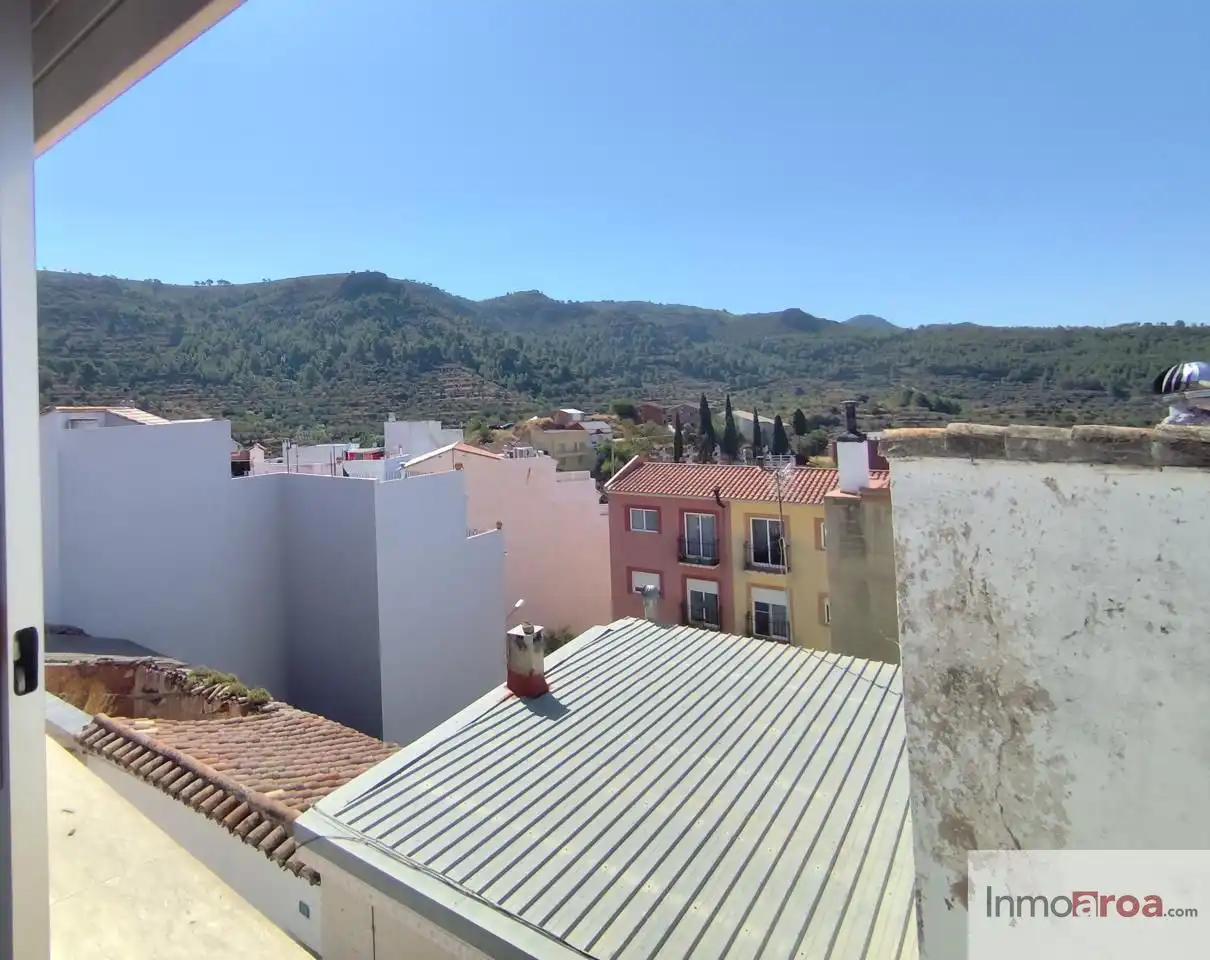 Vista exterior de Casa o chalet en venta en Gátova con Terraza