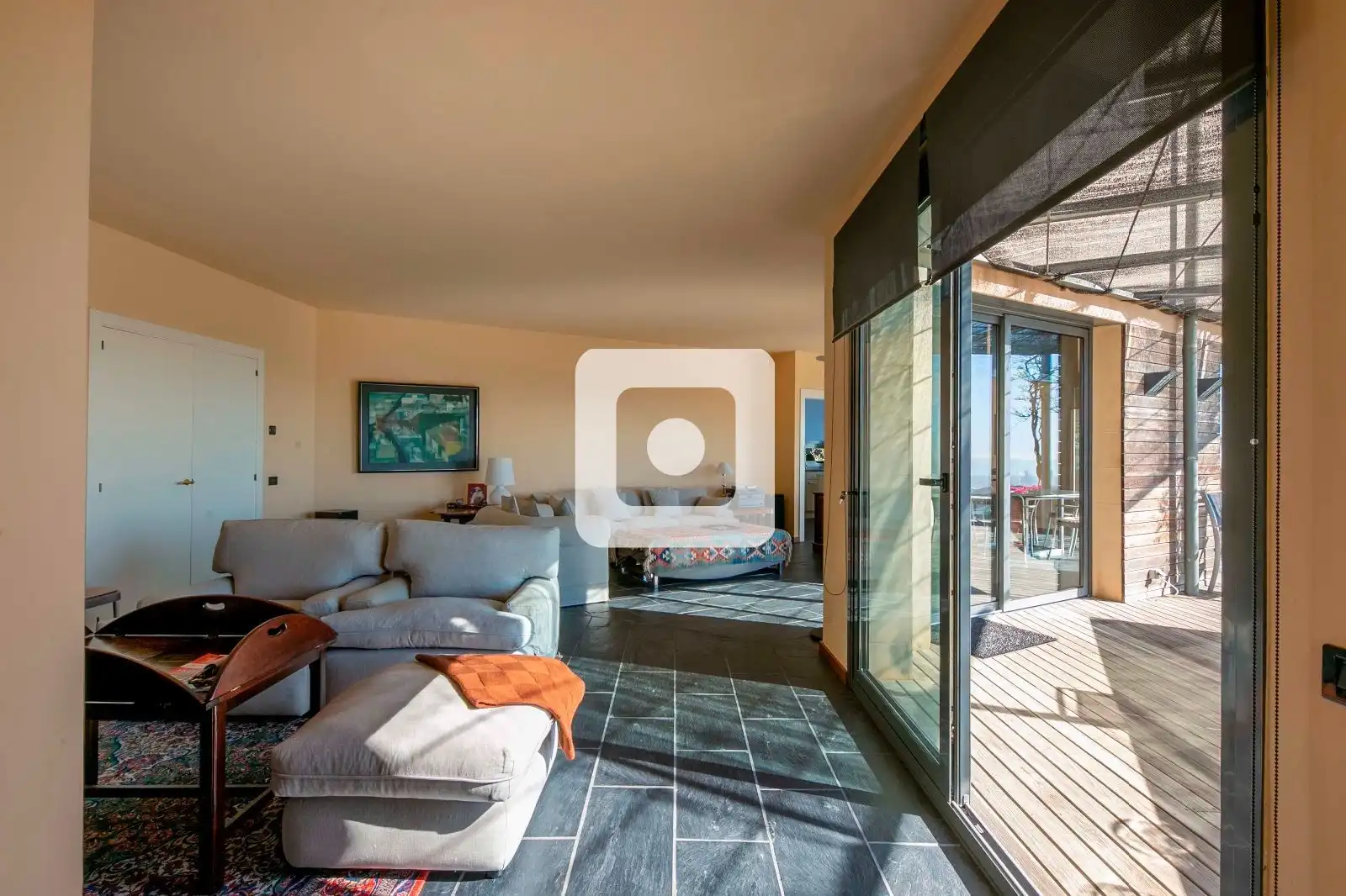 Sala d'estar de Casa o xalet en venda en Barcelona amb Aire condicionat, Calefacció i Terrassa