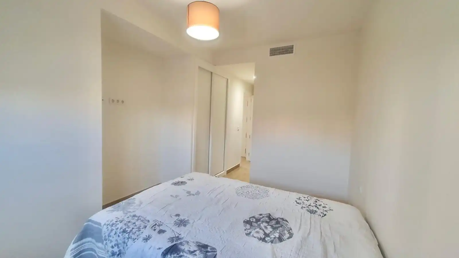 Habitación de Apartamento en venta en Málaga con Aire acondicionado, Trastero y Amueblado