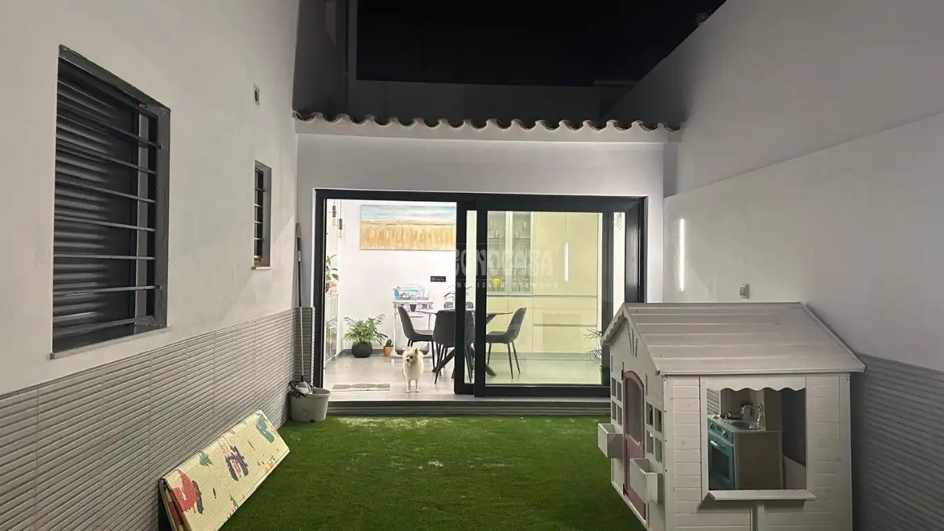 Casa adosada en venta en Chiclana de la Frontera