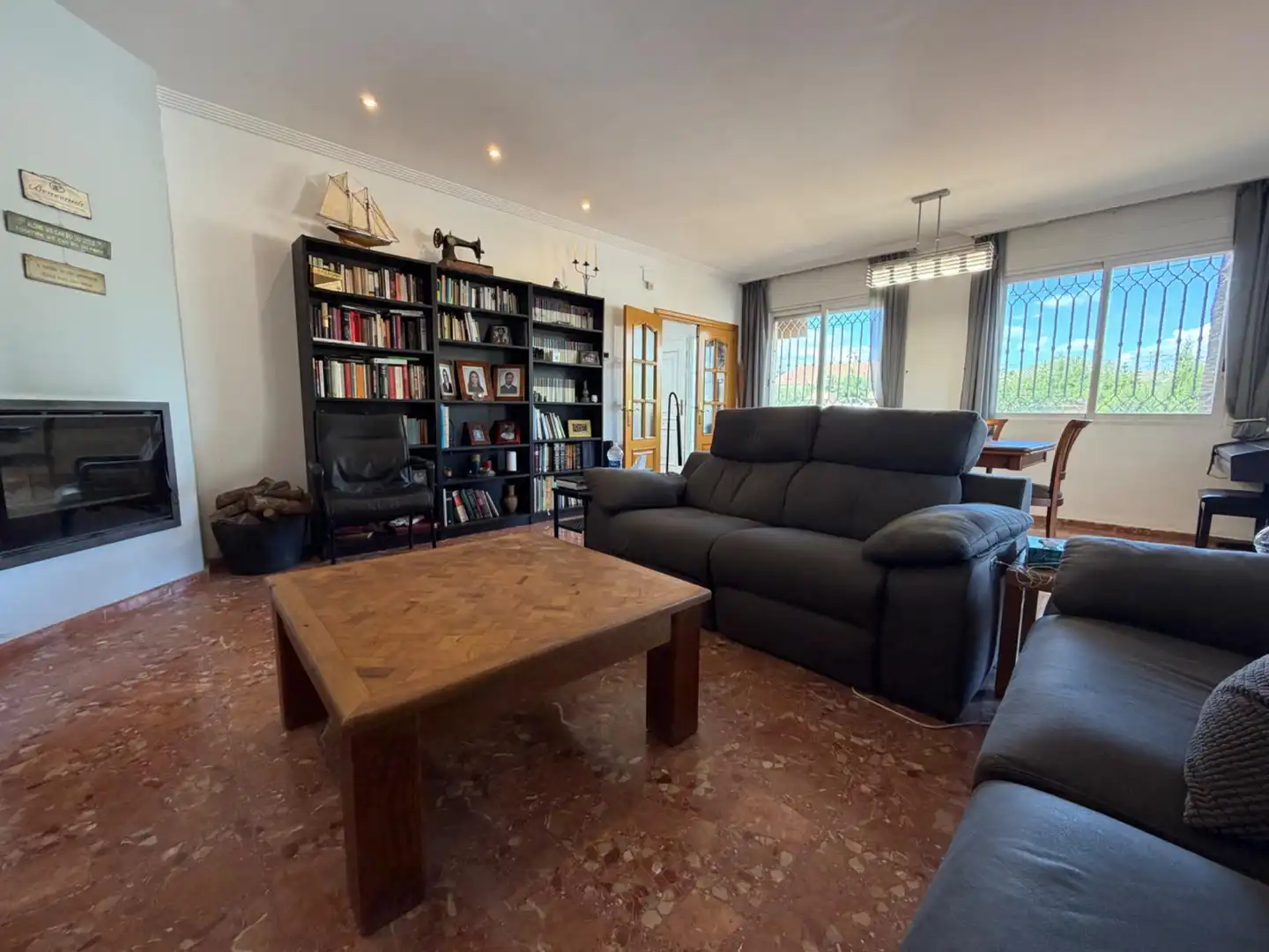 Sala de estar de Casa o chalet en venta en Llíria con Calefacción, Jardín privado y Terraza