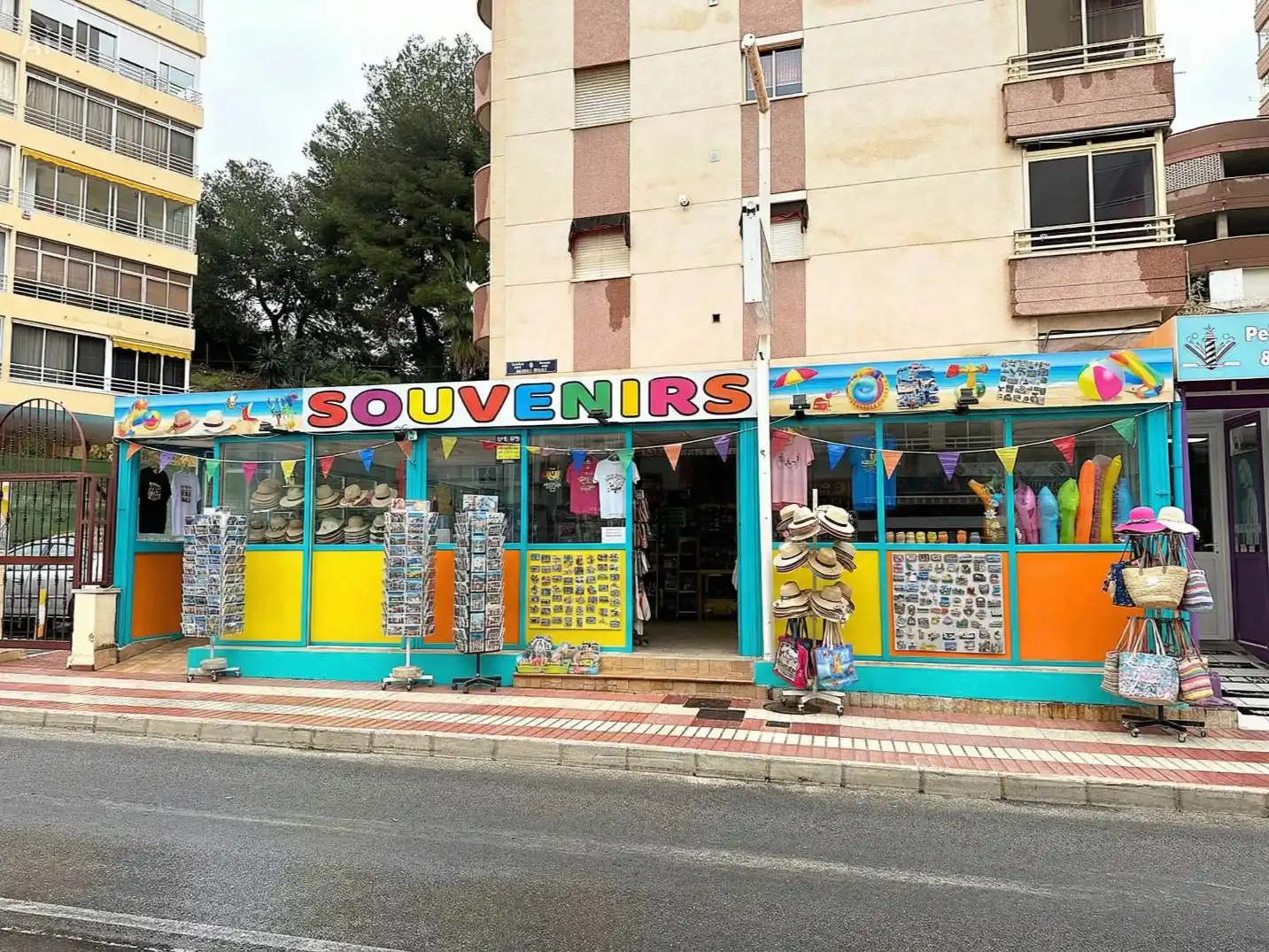 Local de alquiler en Finestrat con Terraza