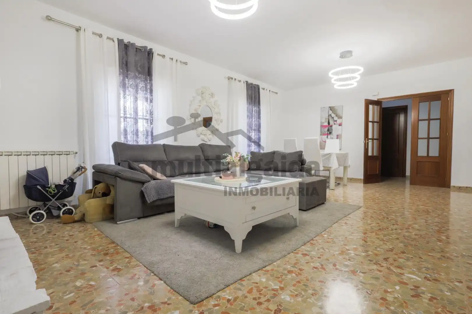 Sala d'estar de Casa o xalet en venda en Sanlúcar de Barrameda amb Jardí privat, Terrassa i Traster