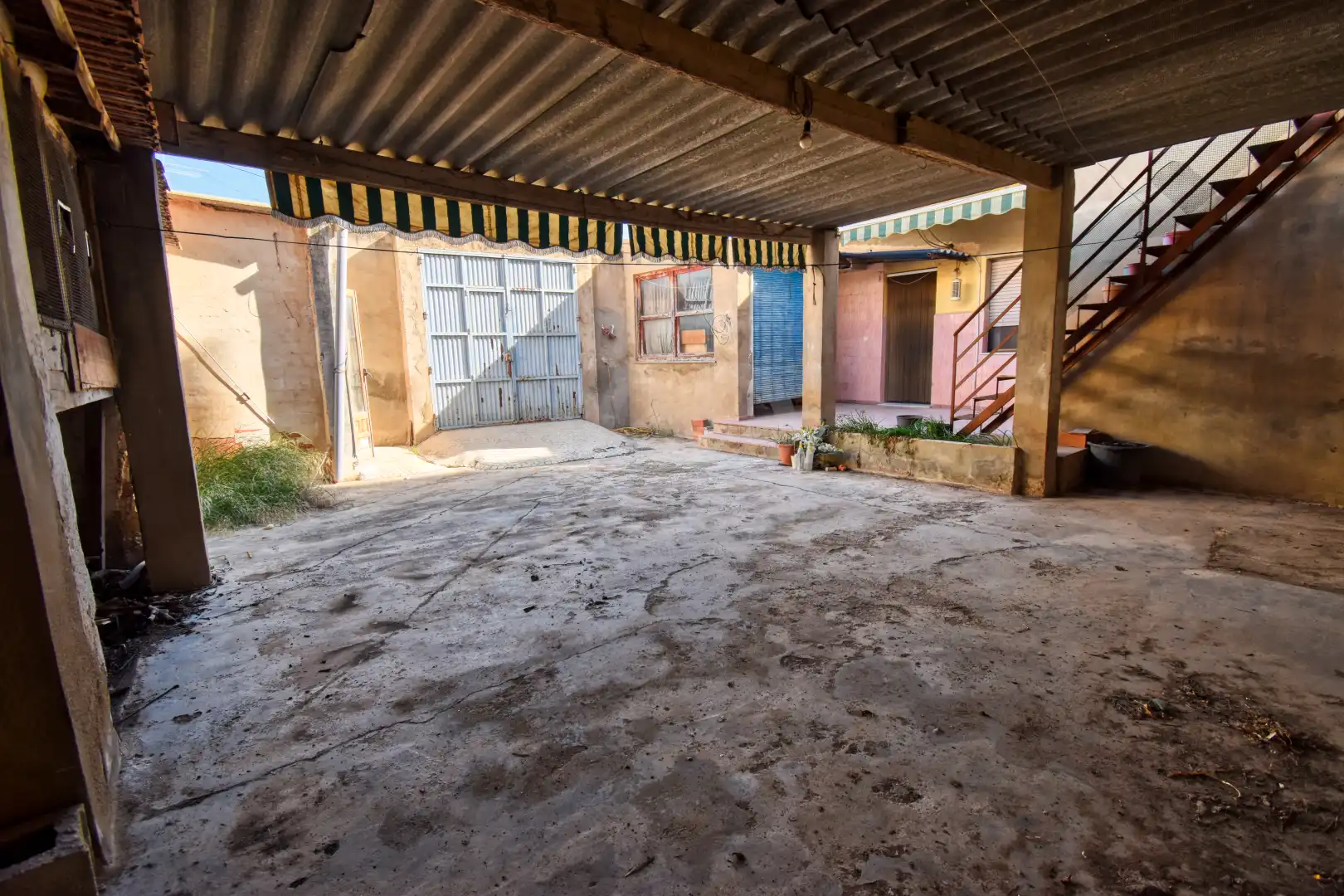 Finca rústica en venda a Albatera