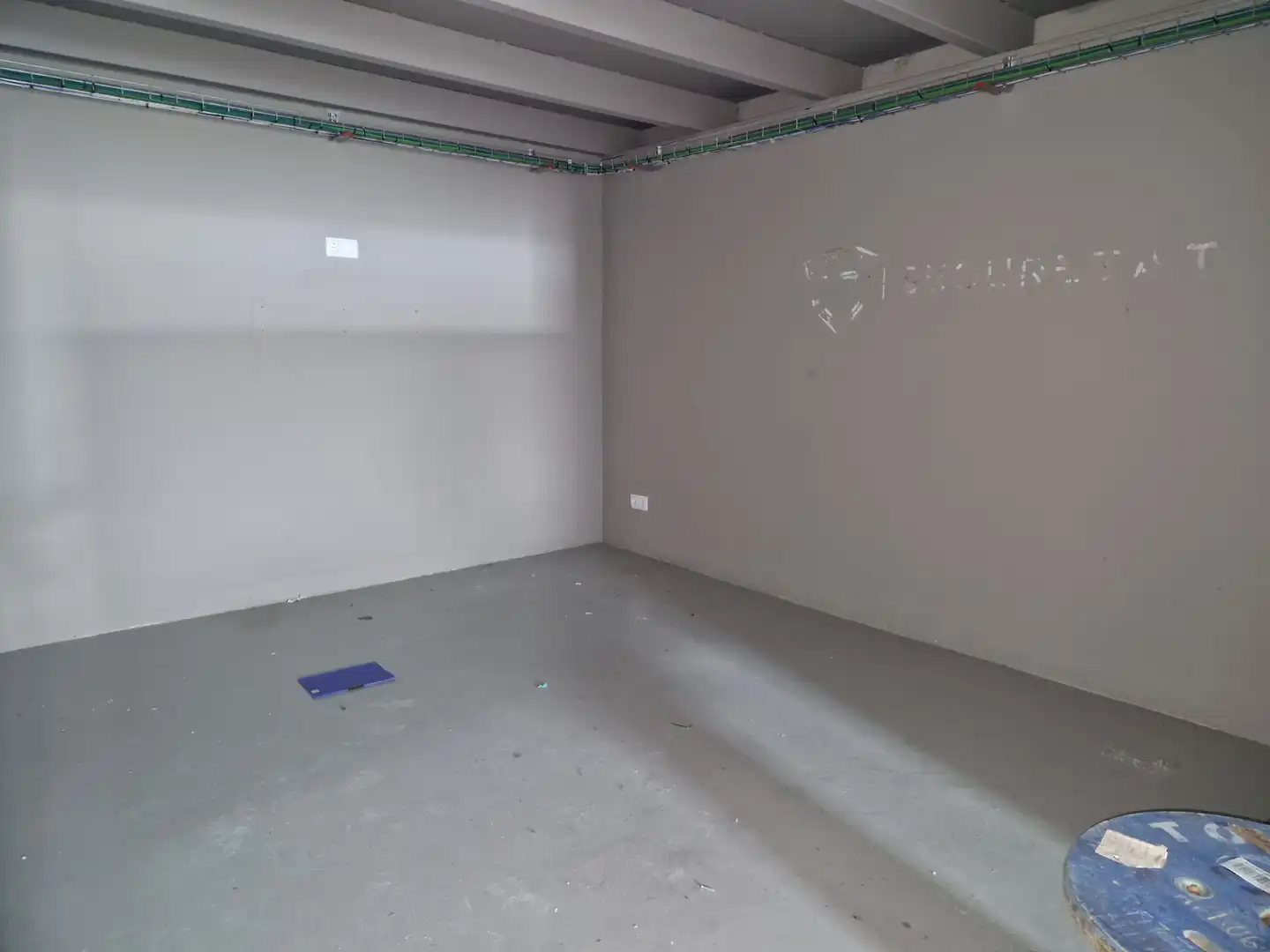 Local comercial en venda a Olot, imagen 6