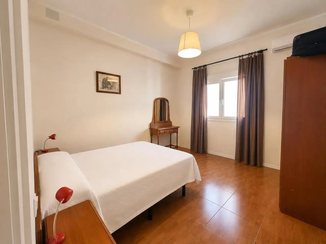 Dormitori de Casa o xalet en venda en Castillo del Romeral - Juan Grande