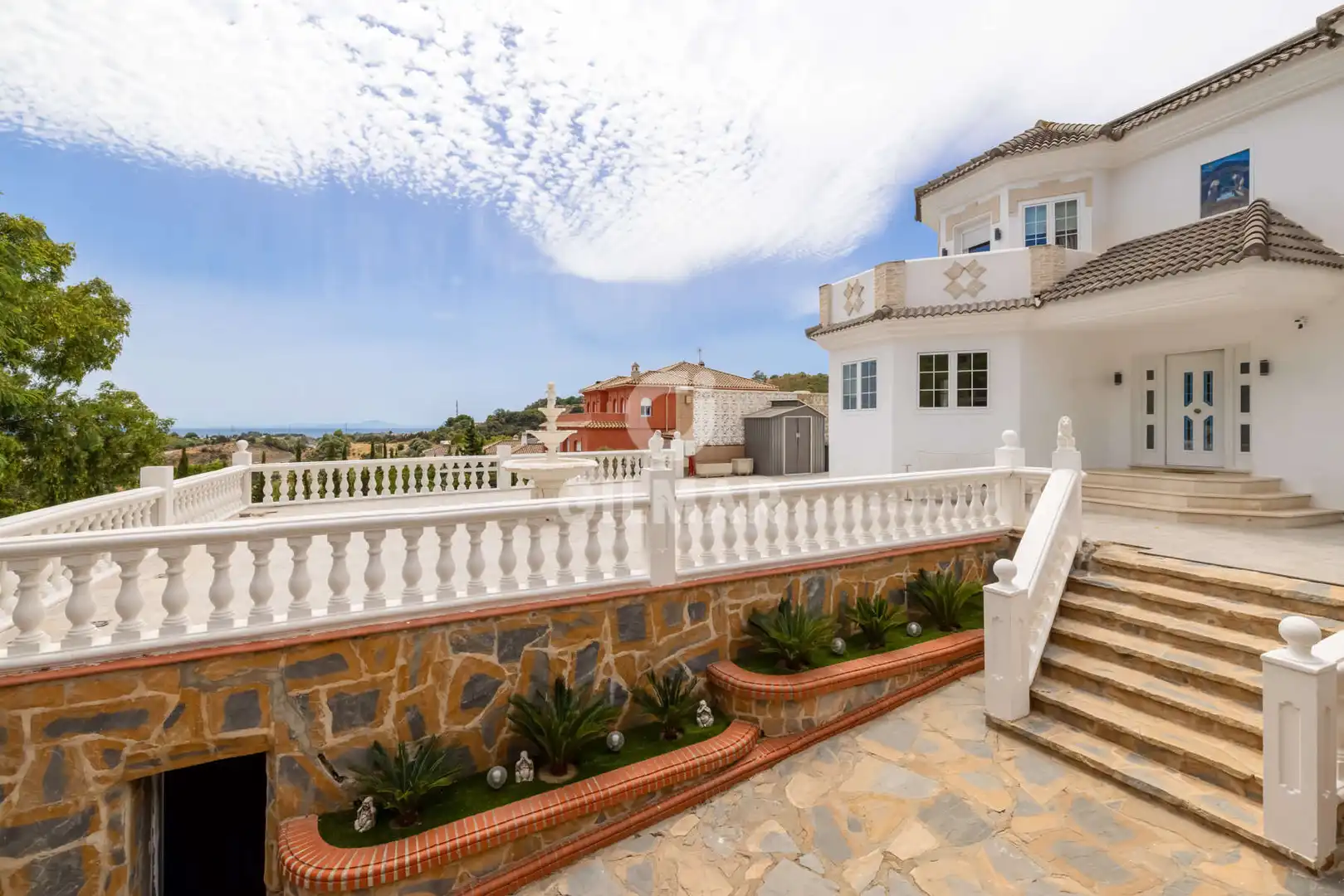 Vista exterior de Casa o chalet en venta en Estepona con Jardín privado y Piscina
