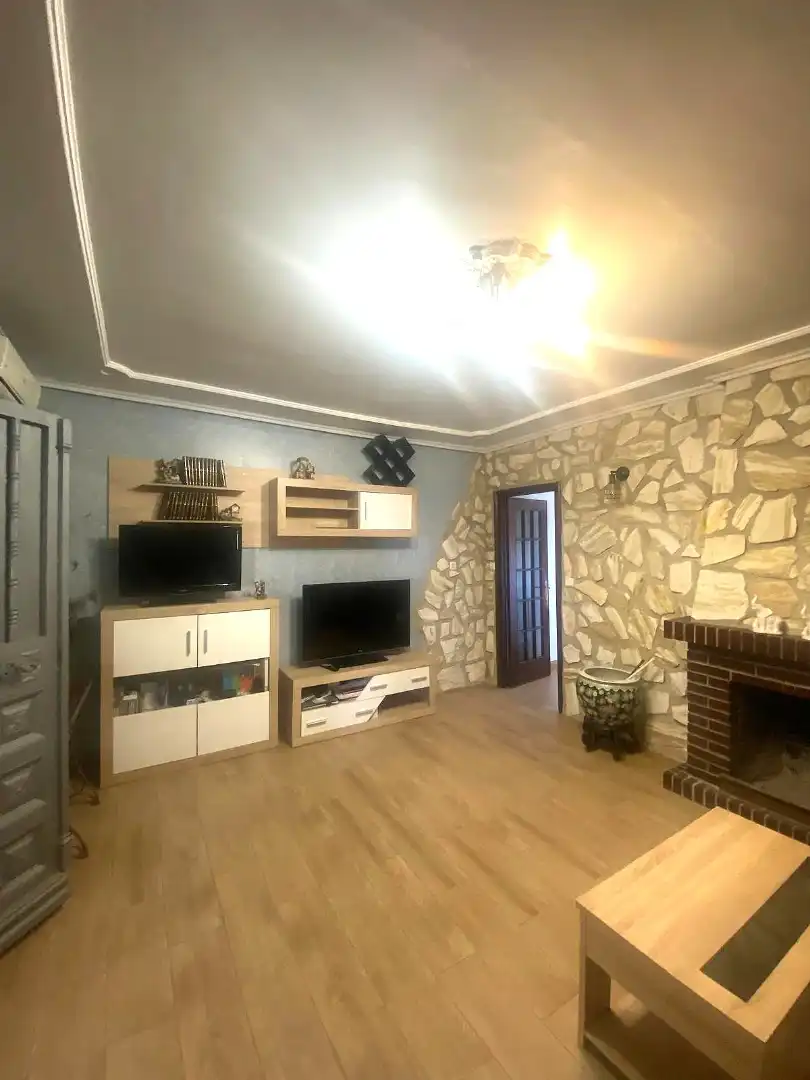 Sala d'estar de Finca rústica en venda en Mérida amb Aire condicionat i Moblat