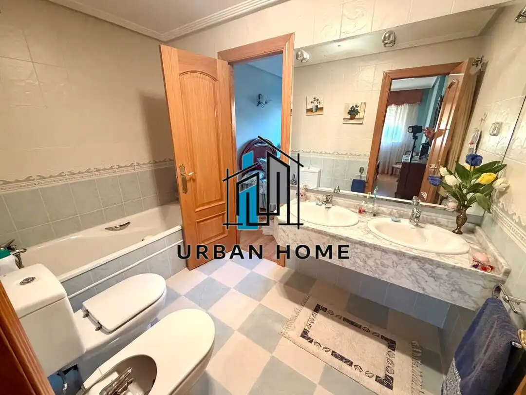 Baño de Casa o chalet en venta en Las Eras de Renueva