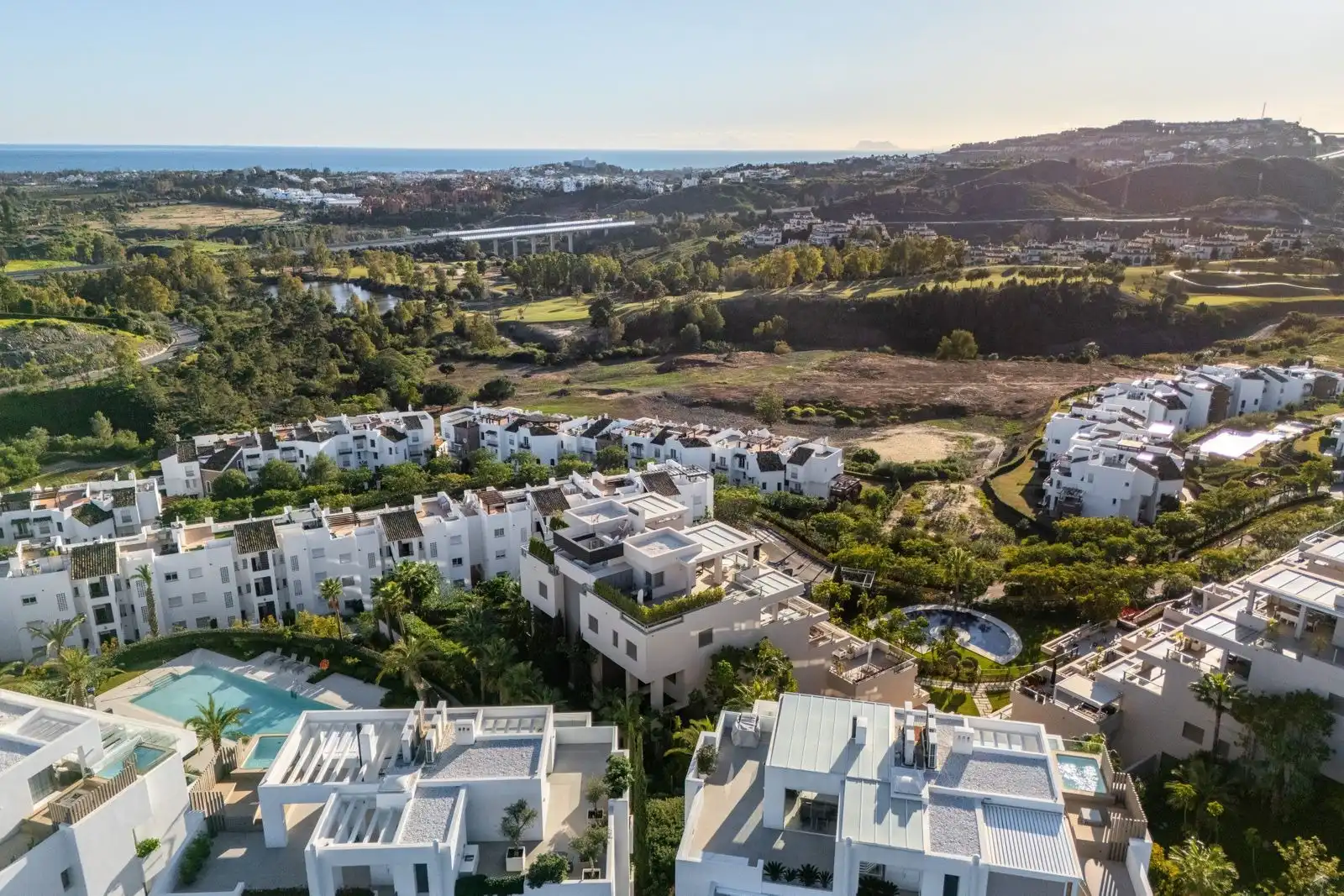 Piso con terraza en venta en Calle Benahavis 29679, imagen 11