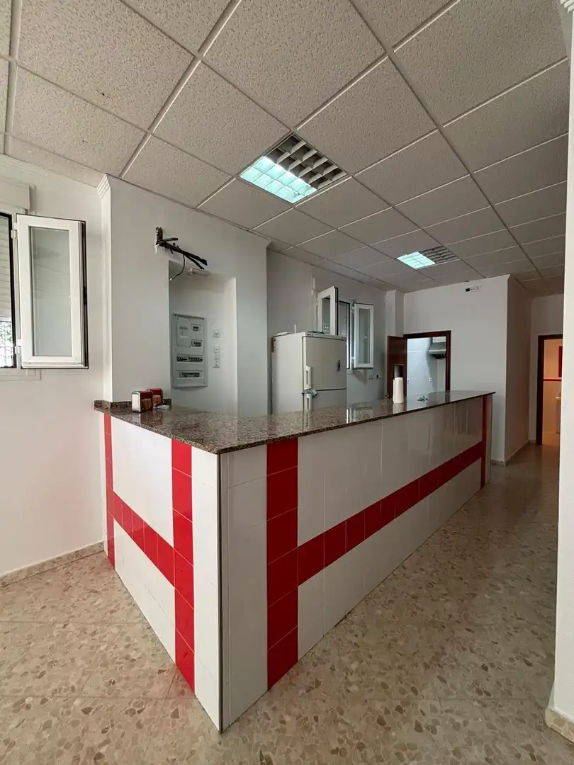 Local comercial en venta en Arahal, imagen 4