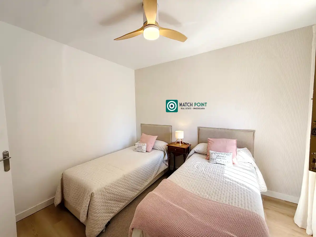 Habitación de Casa o chalet en venta en Almuñécar