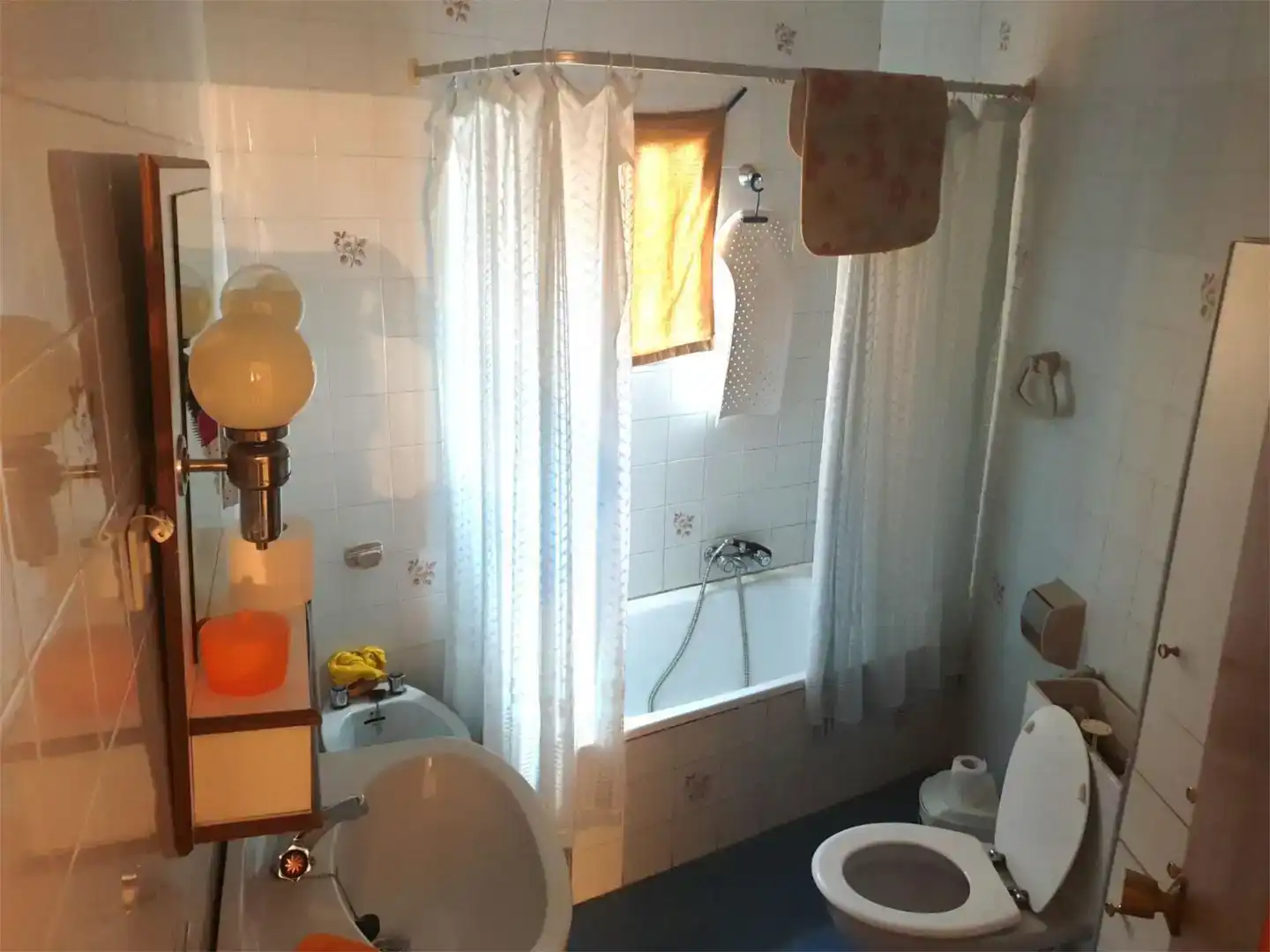 Baño de Casa adosada en venta en Valdefuentes con Amueblado y Balcón