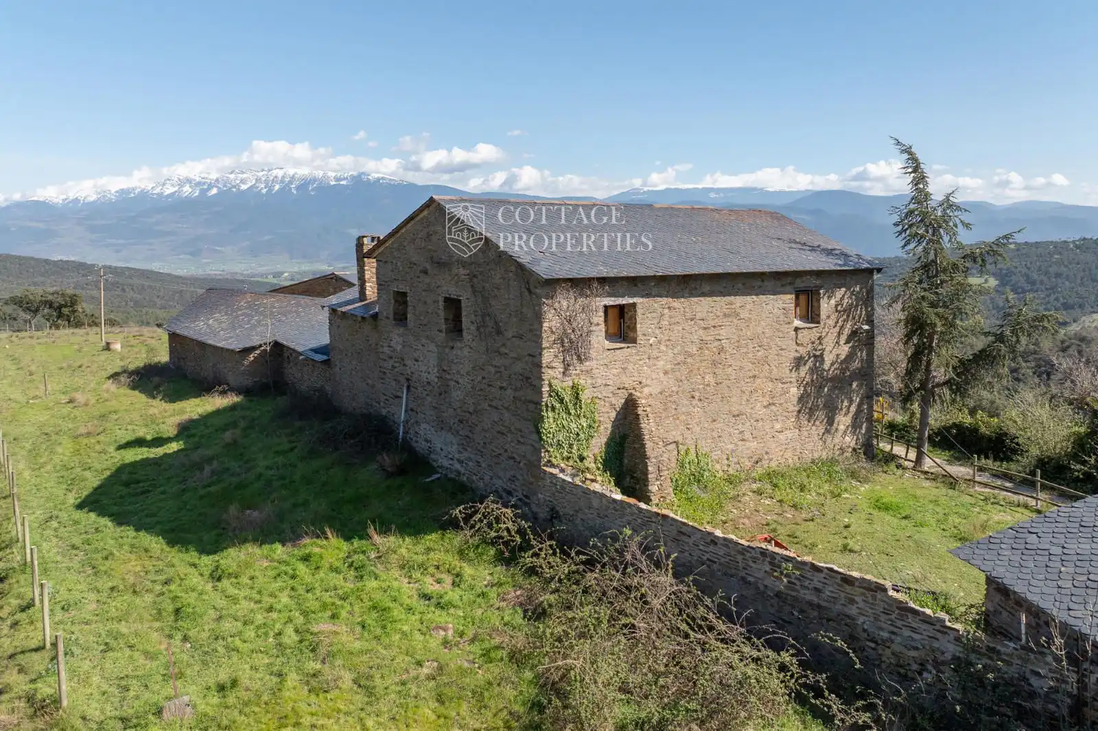 Exterior view of Country homes for sale in Montferrer i Castellbò  with Heating and Terrace