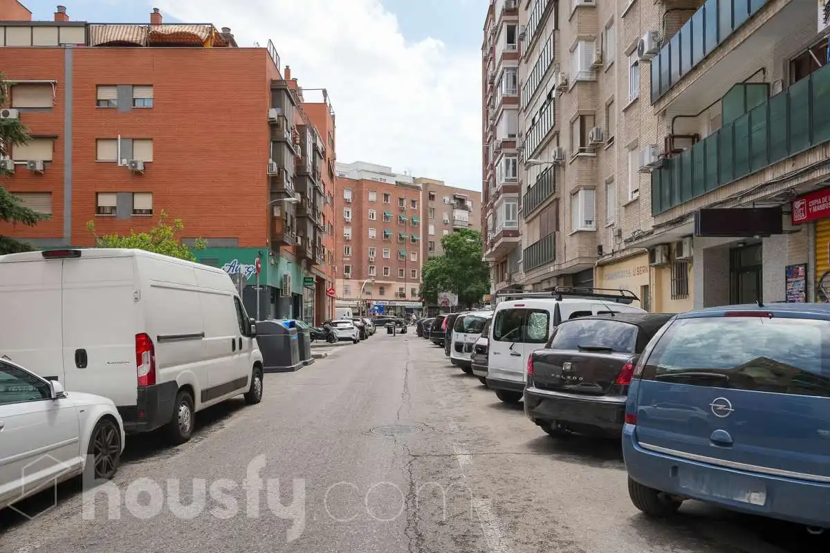 Local comercial en venda a Calle Lola membrives ., imagen 20