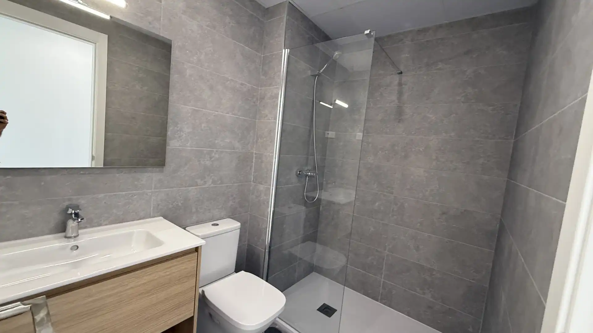 Bathroom of Apartments for rent in Mijas  with Air Conditioner, Heating and Terrace