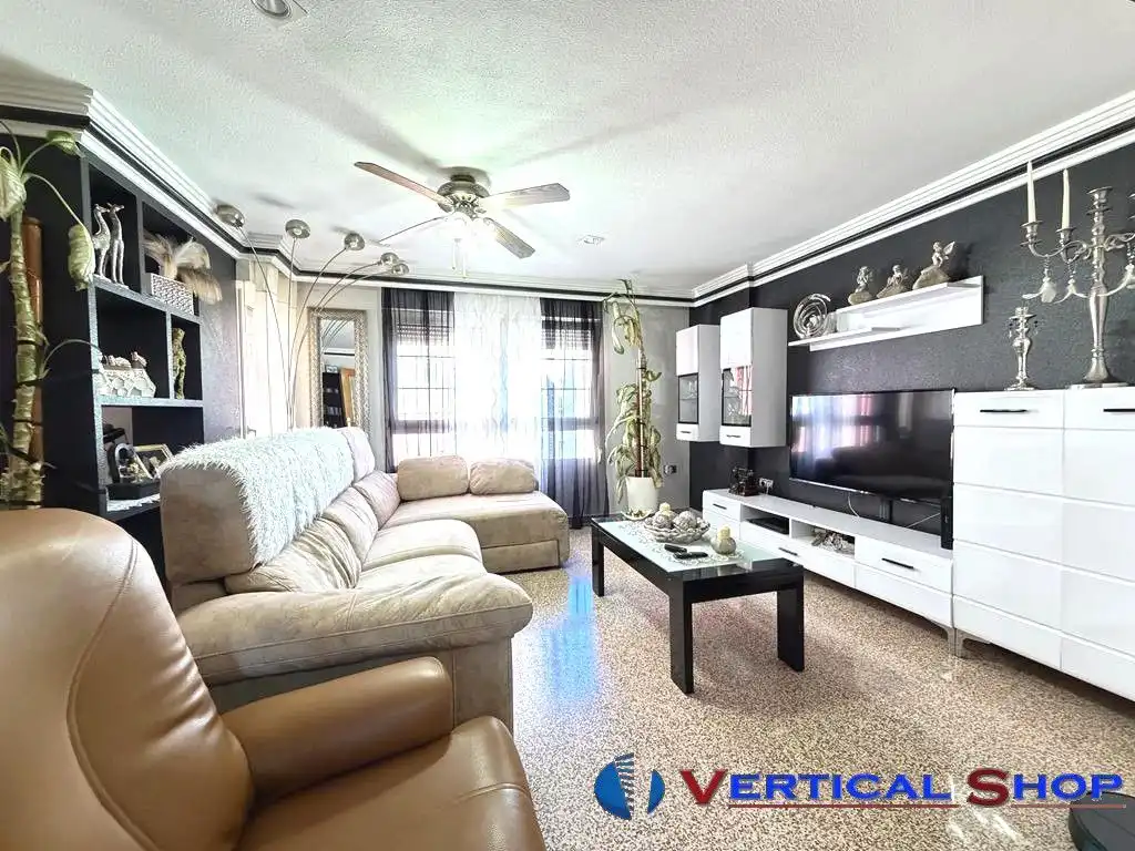 Sala de estar de Piso en venta en Caudete