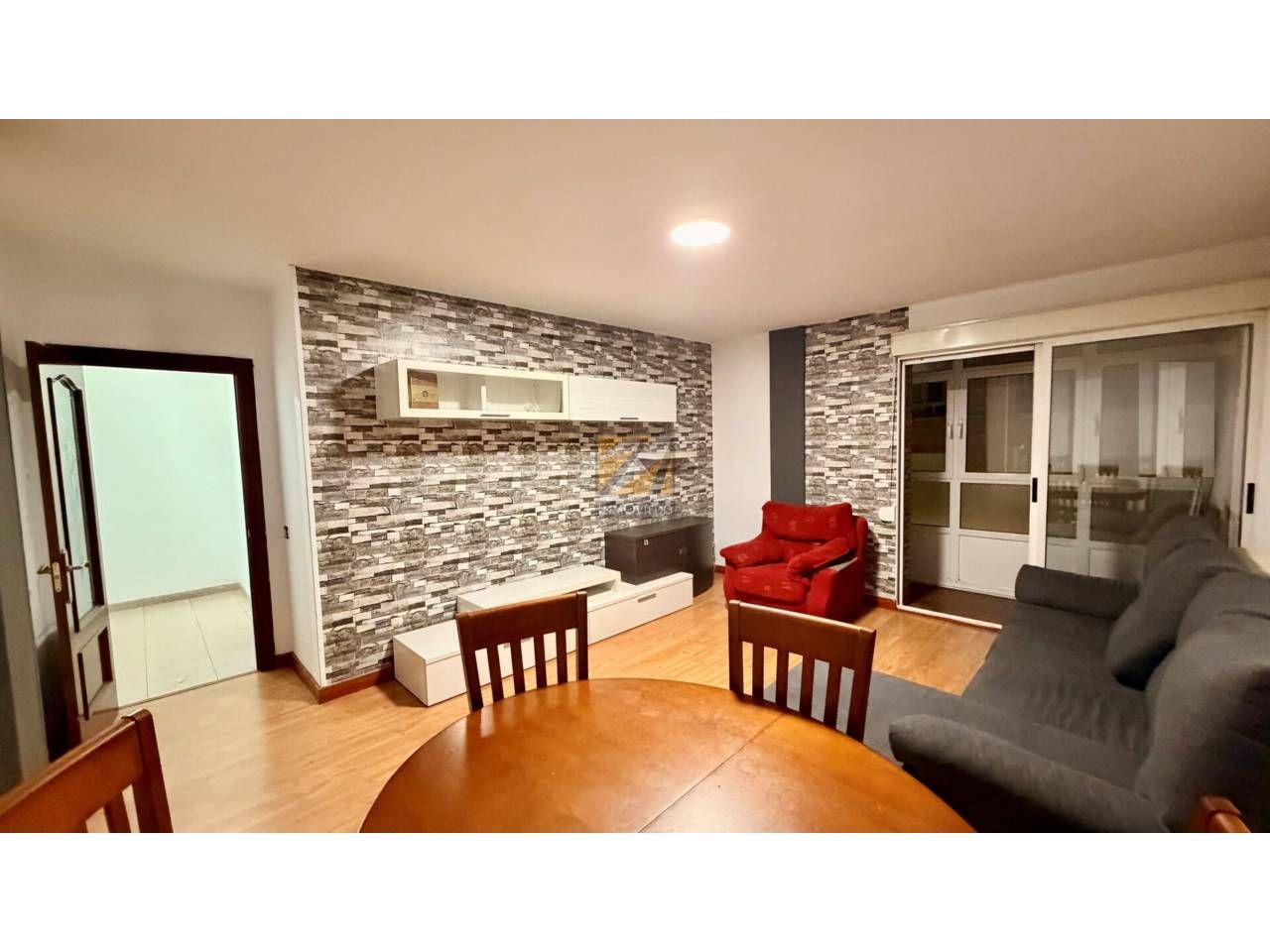 Living room of Flat for sale in Oviedo   with Heating, Terrace and Storage room