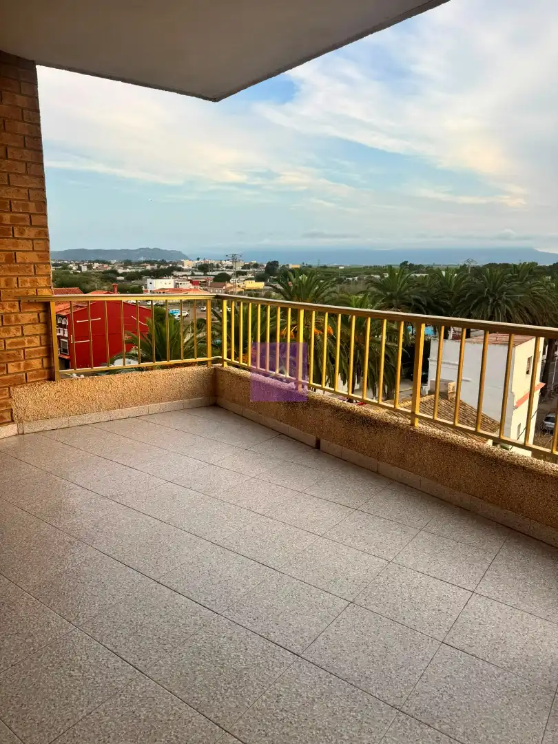 Apartament amb terrassa en venda a Carrer Riu Sénia, imagen 4