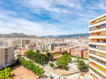 Piso con balcón en venta en Pasaje Esperanto