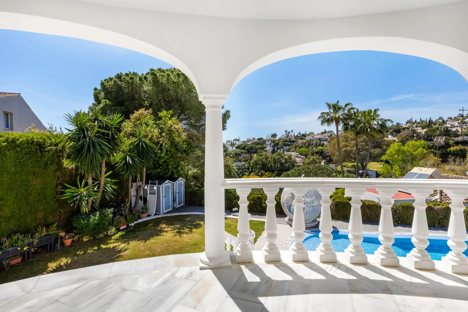 Casa con terraza en venta en Elviria - Cabopino, imagen 8