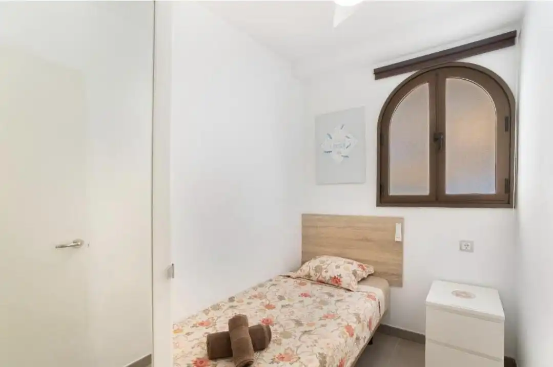 Habitación de Planta baja en venta en San Bartolomé de Tirajana con Terraza, Amueblado y Lavadora