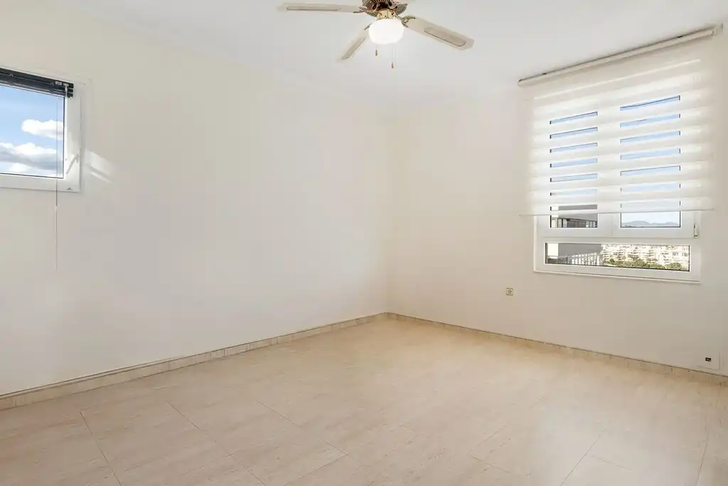 Schlafzimmer von Maisonette zum Verkauf in Torremolinos mit Klimaanlage, Terrasse und Möbliert