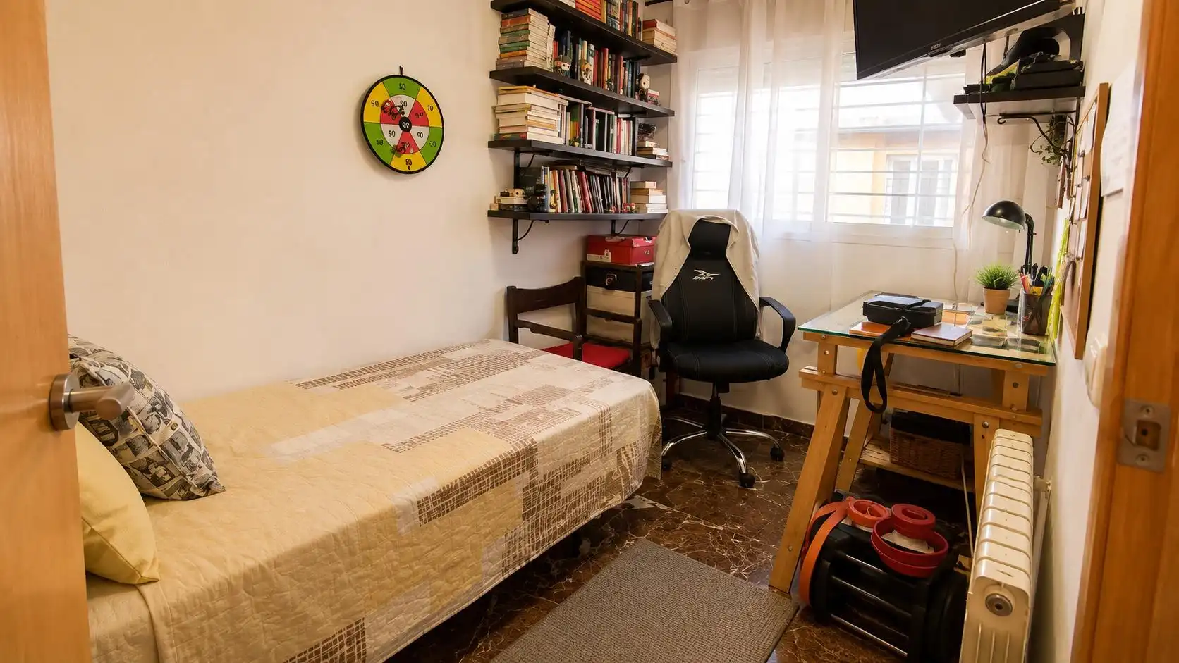 Habitación de Ático en venta en Badajoz con Aire acondicionado y Calefacción