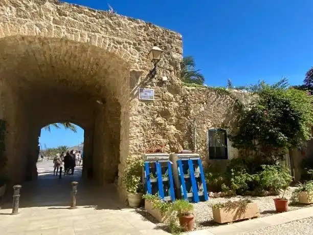 Vista exterior de Residencial en venta en Alicante / Alacant