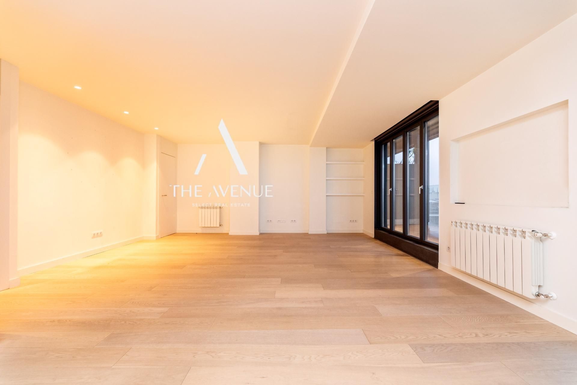 Living room of Attic for sale in  Madrid Capital  with Air Conditioner, Heating and Terrace