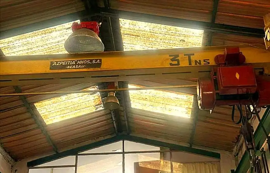 Nau industrial en venda en Santander