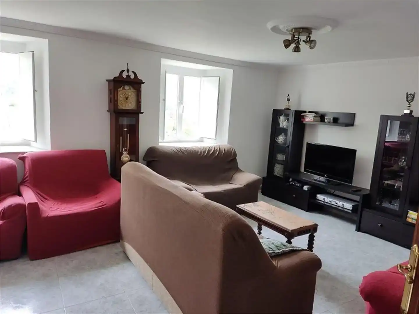 Sala de estar de Casa o chalet de alquiler en Xove con Jardín privado, Trastero y Amueblado