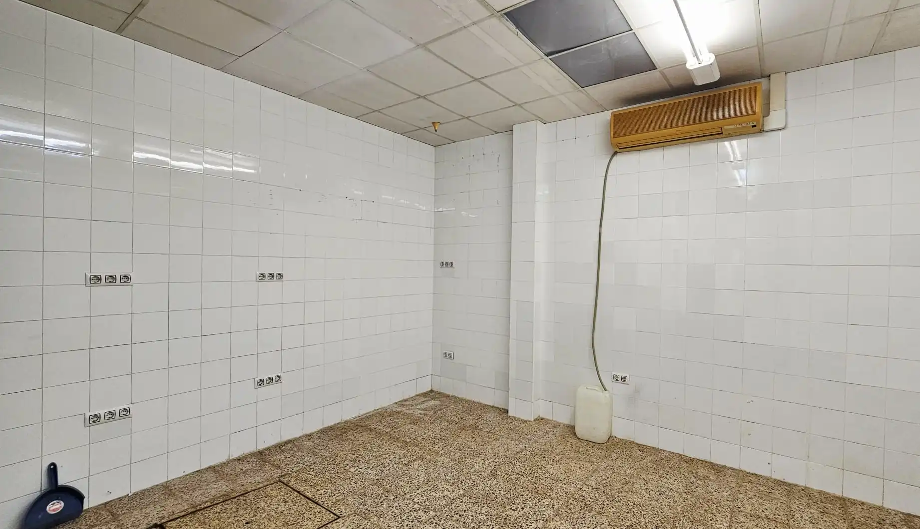 Local en venta en Sagunto / Sagunt