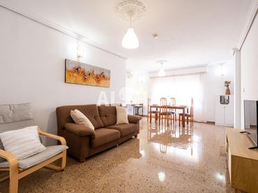 Appartamento con balcone in affitto a Moncada