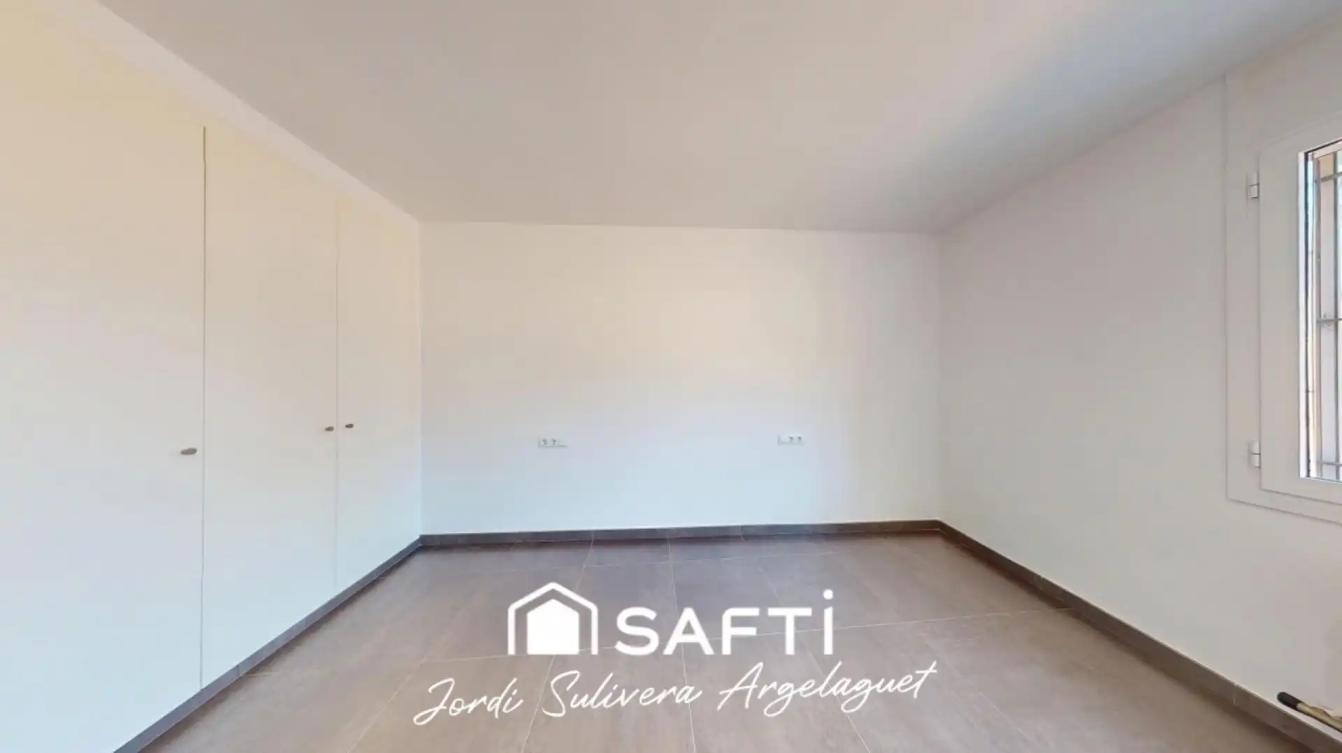 Vista exterior de Piso en venta en Girona con Aire acondicionado, Calefacción y Terraza