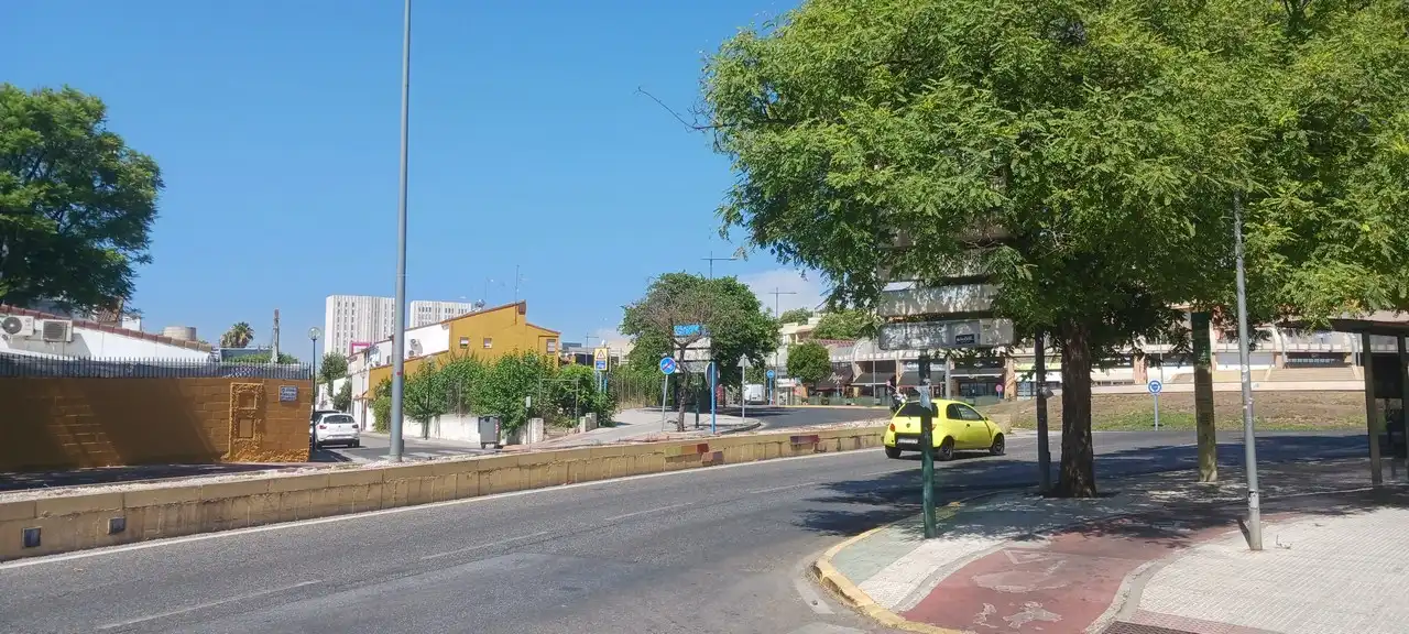 Vista exterior de Garatge en venda en Mairena del Aljarafe