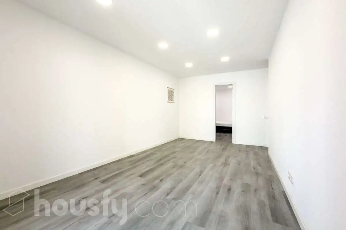 Piso en venta en Barcelona con Aire acondicionado, Calefacción y Parquet