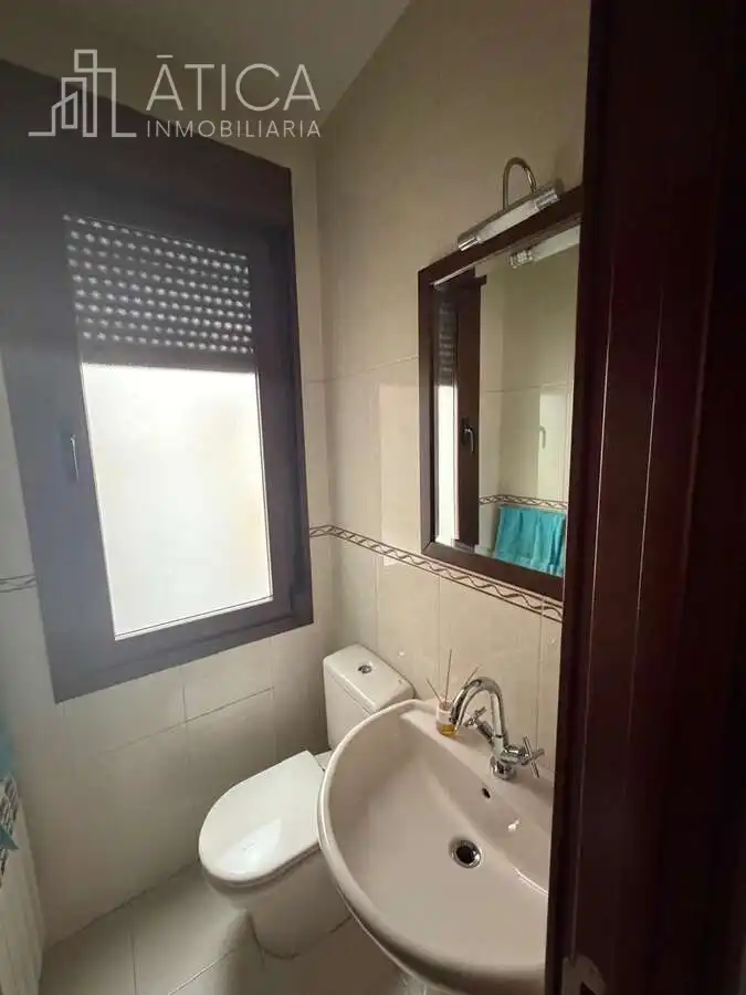 Baño de Dúplex de alquiler en Salamanca con Calefacción y Amueblado
