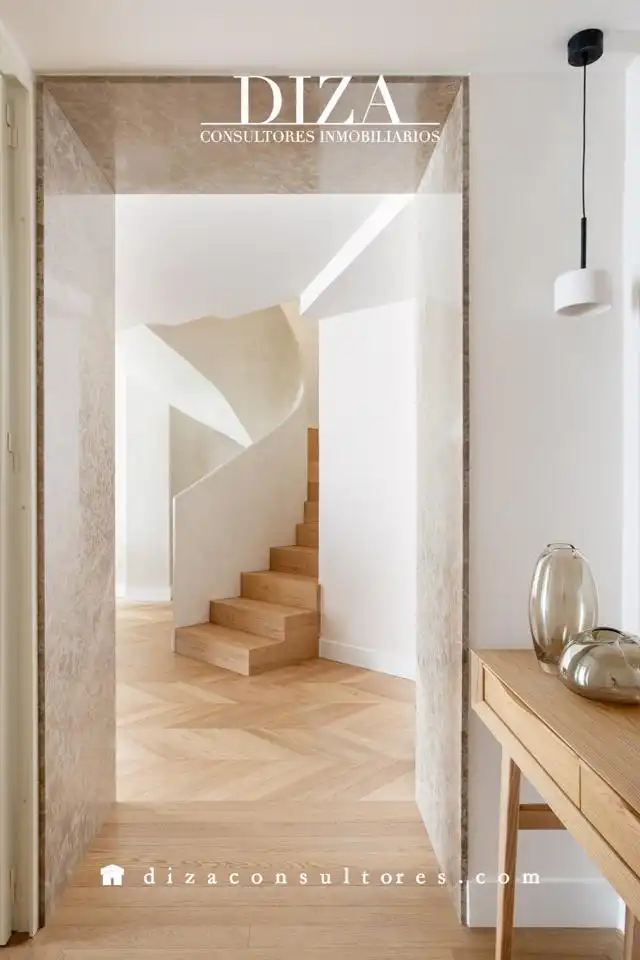 Maisonette zum Verkauf in Madrid mit Klimaanlage und Terrasse