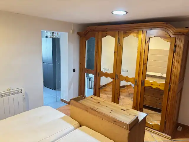 Habitación de Casa adosada en venta en Santa Eulàlia de Ronçana con Aire acondicionado, Calefacción y Jardín privado