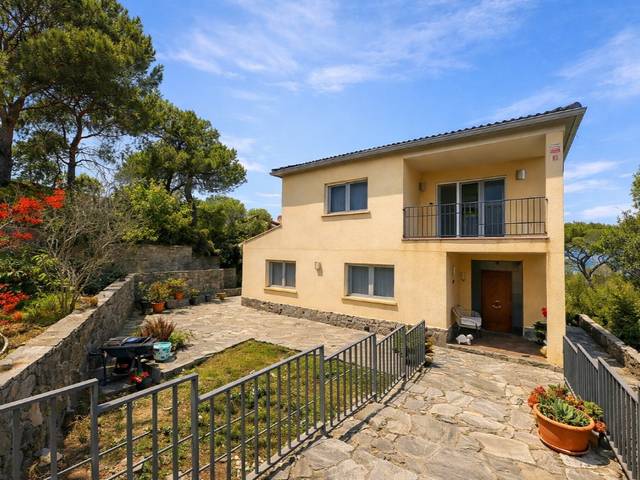 Casa-chalet en Venta en Calle Vic en Mediona