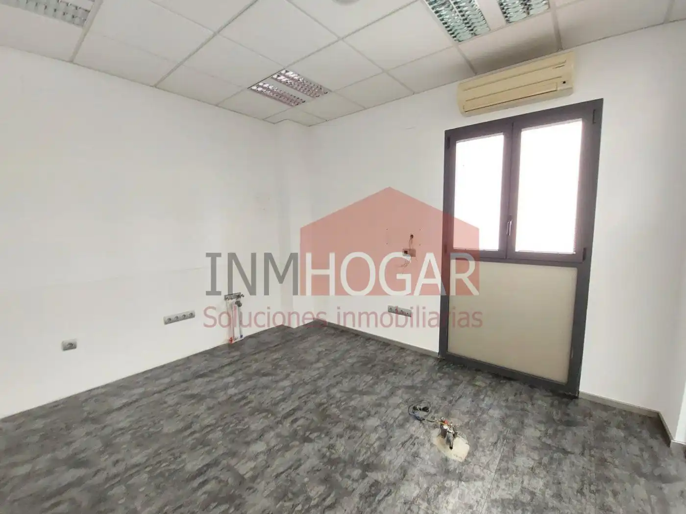 Büro zum Verkauf in Arévalo mit Klimaanlage