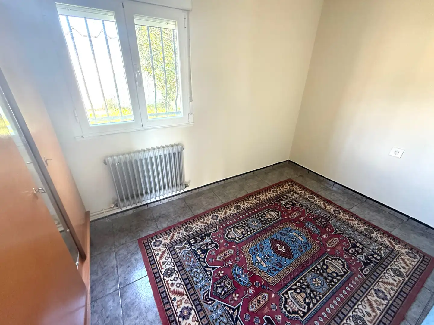 Habitación de Casa adosada en venta en Boñar con Calefacción, Jardín privado y Parquet