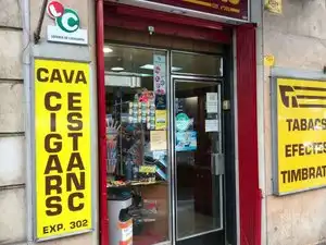 Geschaftsraum zur Miete in  Barcelona Capital mit Klimaanlage, Heizung und Parkett