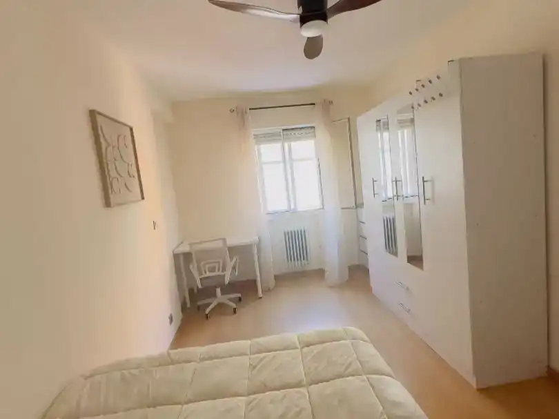 Schlafzimmer von Wohnung zur Miete in Alcalá de Henares