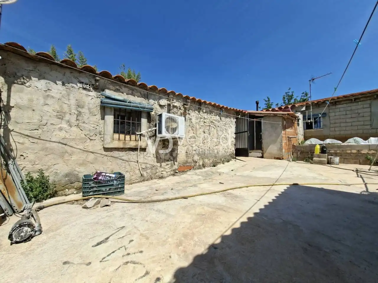 Außenansicht von Country house zum Verkauf in Enguera mit Klimaanlage, Heizung und Privatgarten