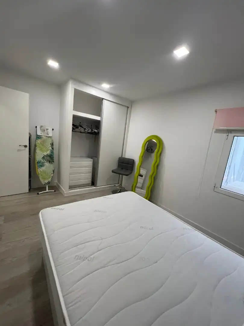 Habitación de Piso en venta en Aranjuez con Aire acondicionado y Amueblado