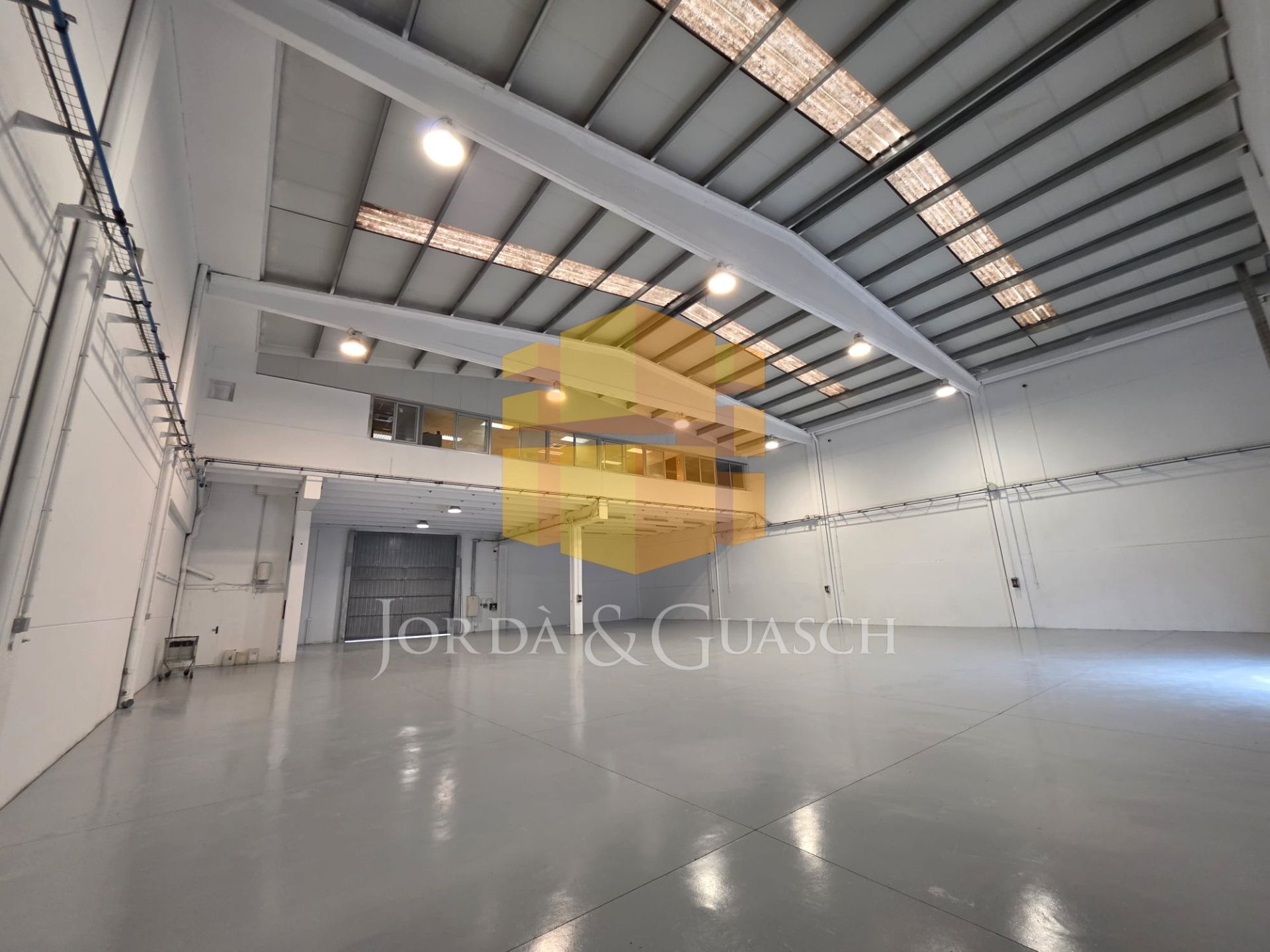 Industrial buildings to rent in Rubí  with Heating